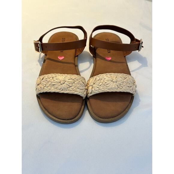 STEVE MADDEN KIDS'THEA RAFFIA SANDALS SIZE 1 NWOT TAN - Picture 1 of 7